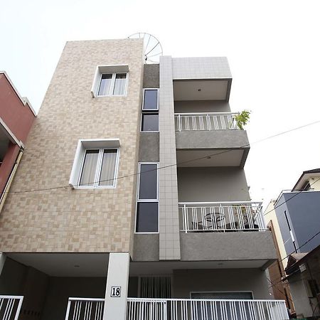 Reddoorz @ Karet Pedurenan 2 Jakarta Buitenkant foto