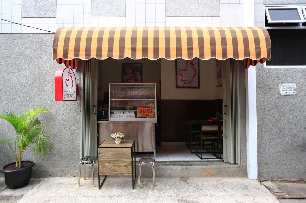Reddoorz @ Karet Pedurenan 2 Jakarta Buitenkant foto
